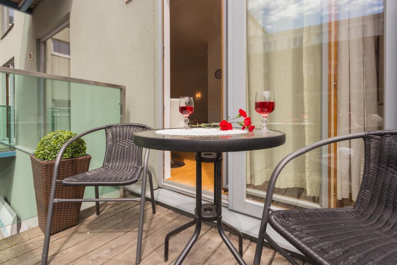 Kueueni 5B Apartment Tartu Buitenkant foto